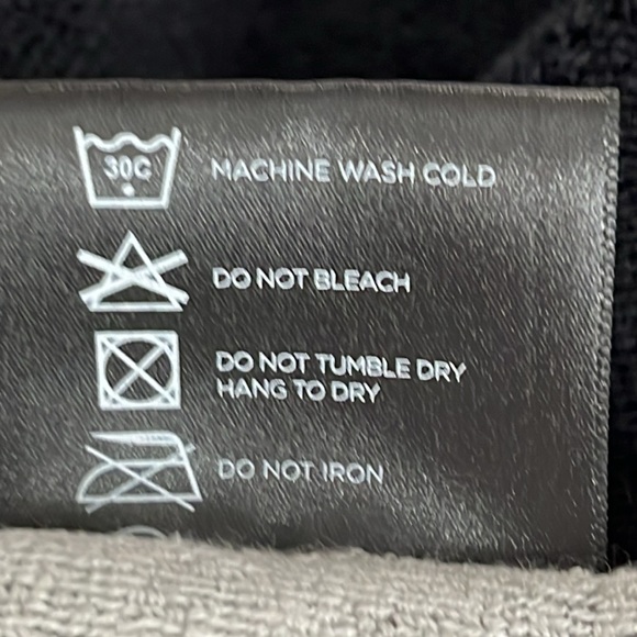 Ethika Cotton Heavy Duty Beach Towel in Black - Picture 3 of 4